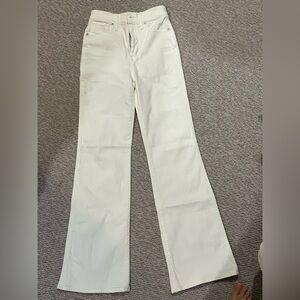NWT - Madewell 11” high rise flares size 25. White.